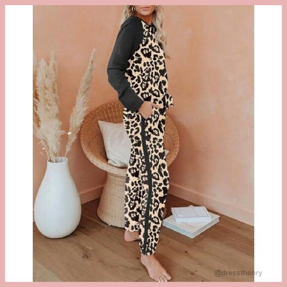 Women's Long Sleeve Pajama Set with Pockets Soft Lounge Wear - Picture 4 of 5